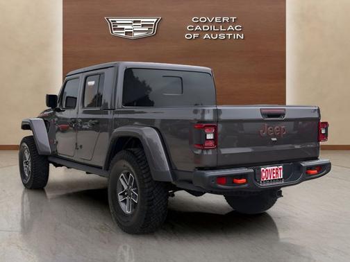 Granite Crystal Metallic Clearcoat 2024 Jeep Gladiator Mojave X