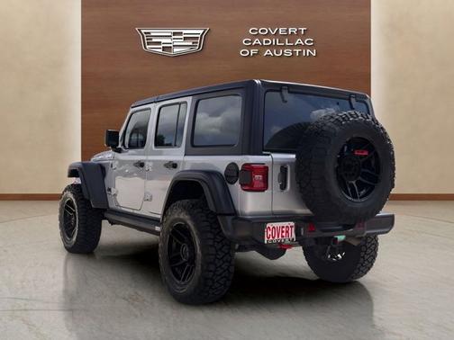 Silver Zynith Clearcoat 2024 Jeep Wrangler Rubicon