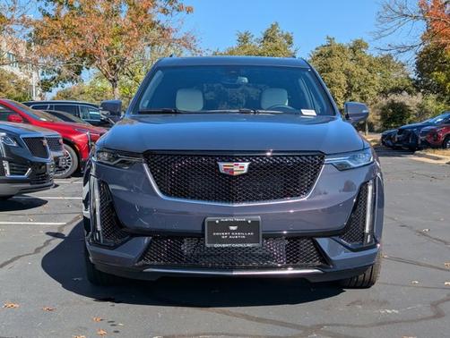 2025 Cadillac XT6 AWD Sport