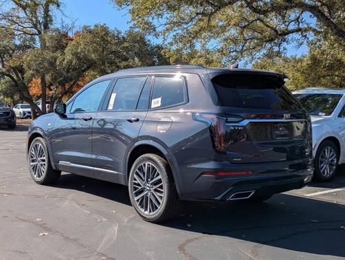 2025 Cadillac XT6 AWD Sport