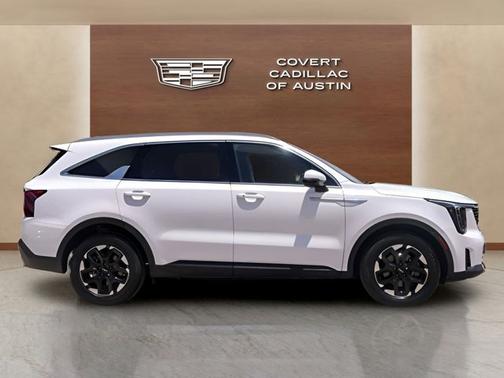 Glacial White Pearl 2024 Kia Sorento S