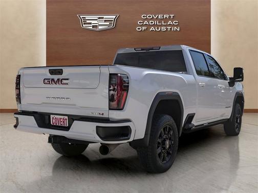 2024 GMC Sierra 2500 AT4