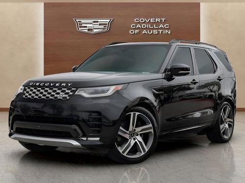 Black 2024 Land Rover Discovery Metropolitan Edition