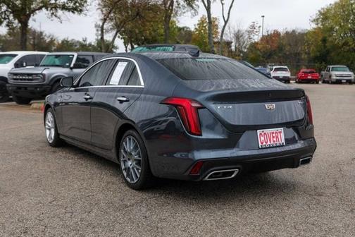 2022 Cadillac CT4 Luxury