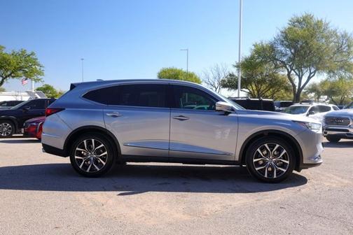 2022 Acura MDX w/Technology Package