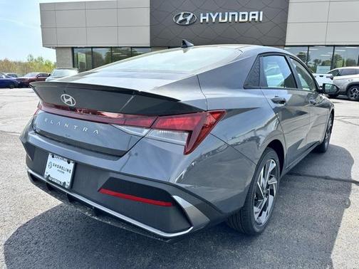 2025 Hyundai ELANTRA Sport