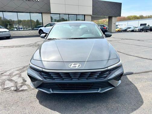 2025 Hyundai ELANTRA Sport