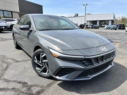 2025 Hyundai ELANTRA Sport