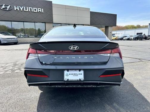 2025 Hyundai ELANTRA Sport