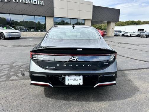 2026 Hyundai SONATA SEL