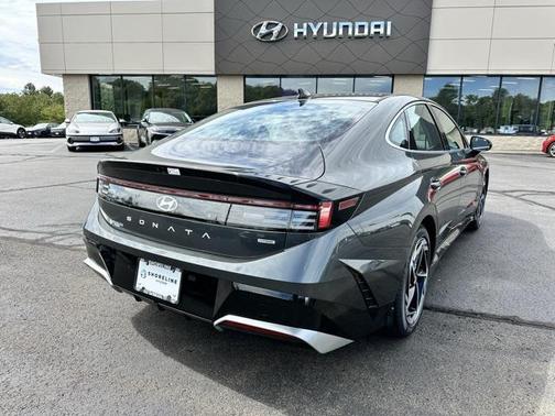 2026 Hyundai SONATA SEL