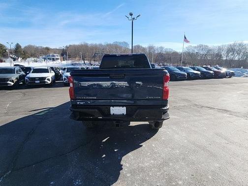 2022 Chevrolet Silverado 2500 Custom