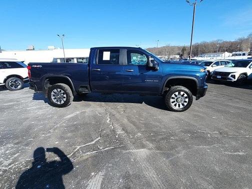 2022 Chevrolet Silverado 2500 Custom