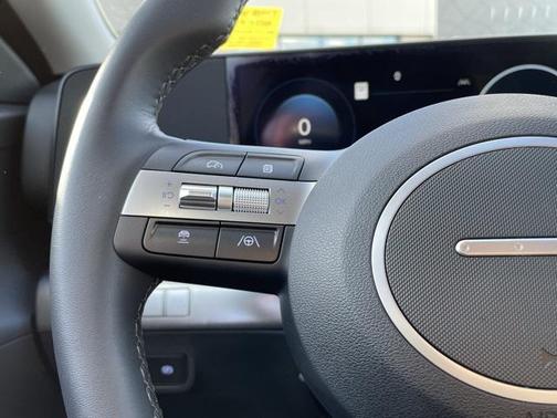 2025 Hyundai KONA SEL Convenience