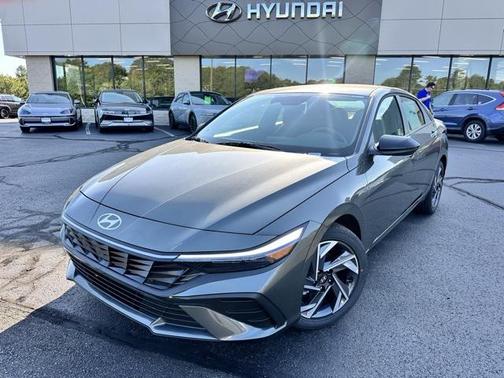 2025 Hyundai ELANTRA Sport