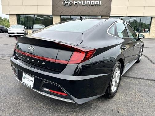 2021 Hyundai SONATA SE