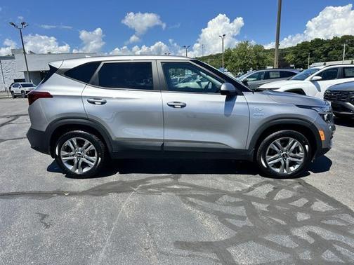 2022 Kia Seltos LX