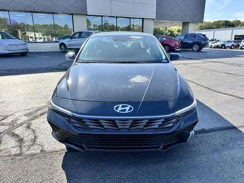 2025 Hyundai ELANTRA Sport