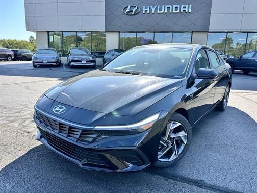 2025 Hyundai ELANTRA Sport