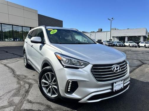 2017 Hyundai SANTA FE SE