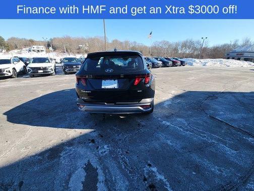 2026 Hyundai TUCSON SE