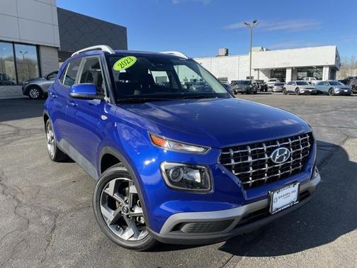 2023 Hyundai VENUE SEL