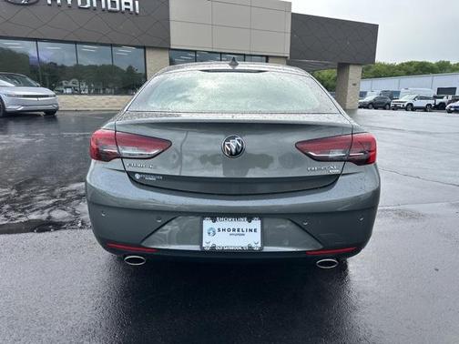 2018 Buick Regal Sportback Essence