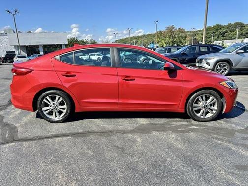 2017 Hyundai ELANTRA Value Edition