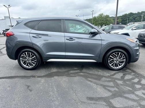 2021 Hyundai TUCSON SEL