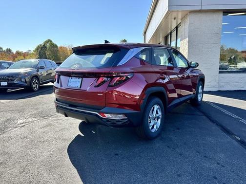 2024 Hyundai TUCSON SE