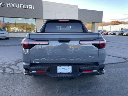 2022 Hyundai SANTA CRUZ SE