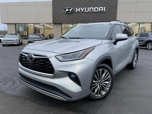 2021 Toyota Highlander Platinum