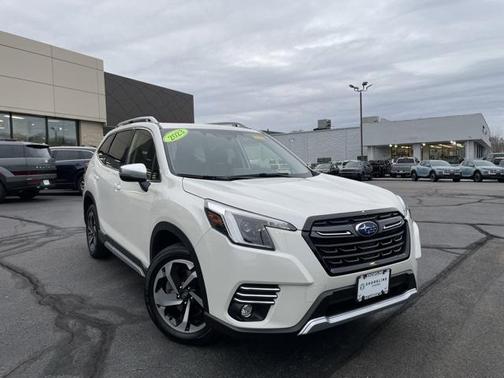 2023 Subaru Forester Touring