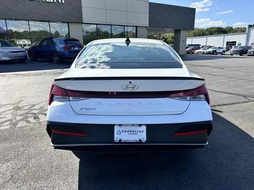 2025 Hyundai ELANTRA Sport