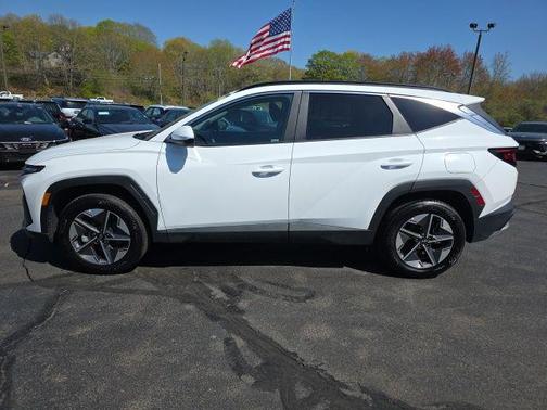 Serenity White Pearl 2025 Hyundai TUCSON SEL