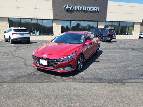 Scarlet Red Pearl 2023 Hyundai ELANTRA Limited
