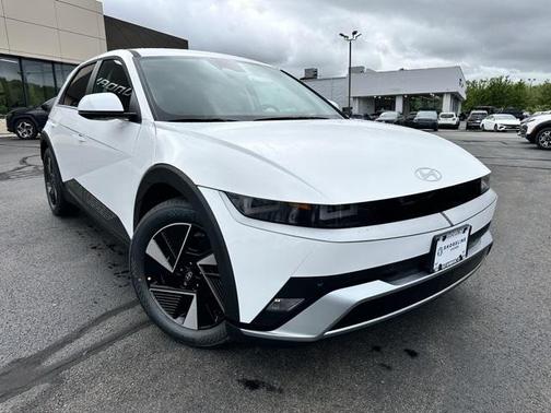 2025 Hyundai IONIQ 5 SE