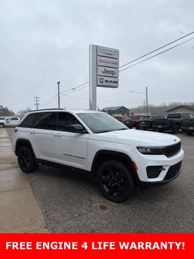 2024 Jeep Grand Cherokee Altitude