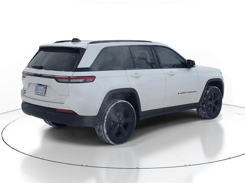 2024 Jeep Grand Cherokee Altitude