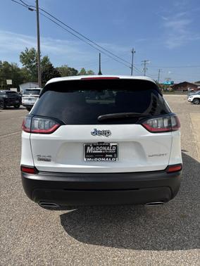 2021 Jeep Cherokee Sport