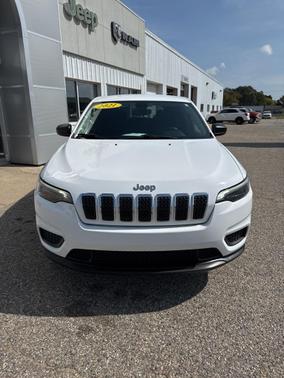 2021 Jeep Cherokee Sport