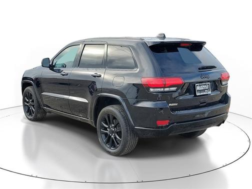 2022 Jeep Grand Cherokee Laredo