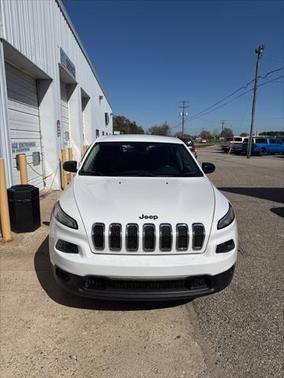 2016 Jeep Cherokee Sport