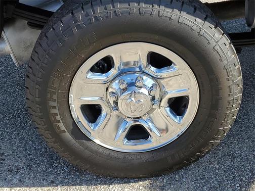 2018 RAM 3500 Tradesman Crew Cab 4x4 6'4' Box