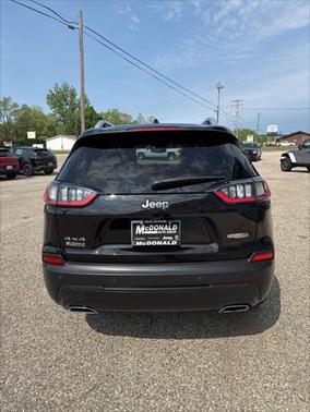2021 Jeep Cherokee Latitude Lux