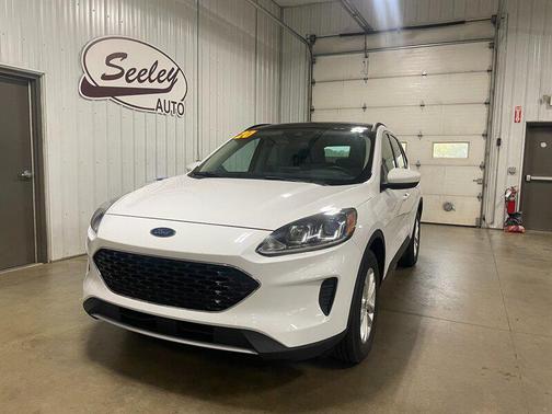 Oxford White 2020 Ford Escape SE