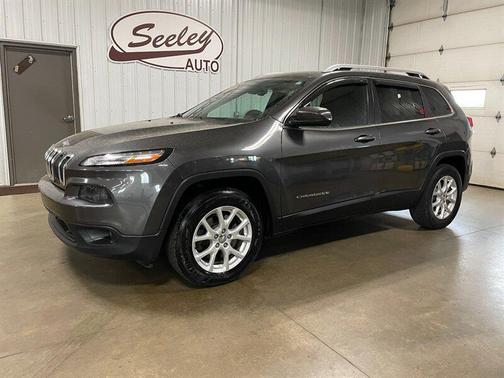 Granite Crystal Metallic Clearcoat 2015 Jeep Cherokee Latitude