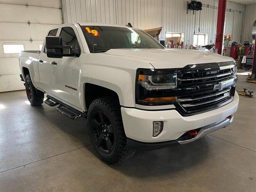 Summit White 2019 Chevrolet Silverado 1500 2LT