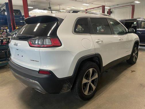 Bright White Clearcoat 2019 Jeep Cherokee Limited