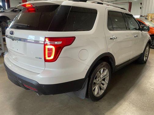 White Platinum Metallic Tri-Coat 2013 Ford Explorer Limited